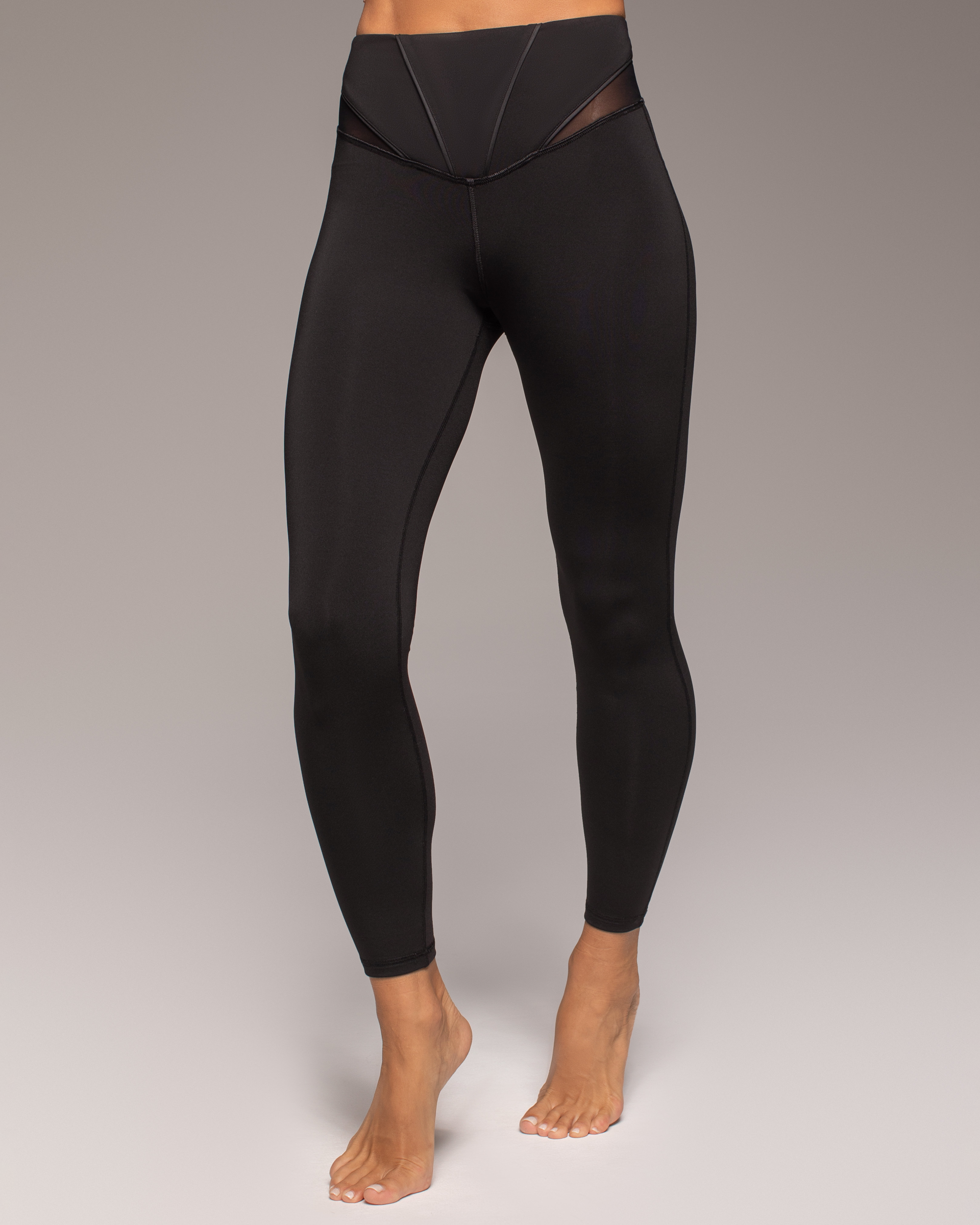 Shop the MIDNIGHT LEGGING | High-fashion Activewear Brand – MICHI