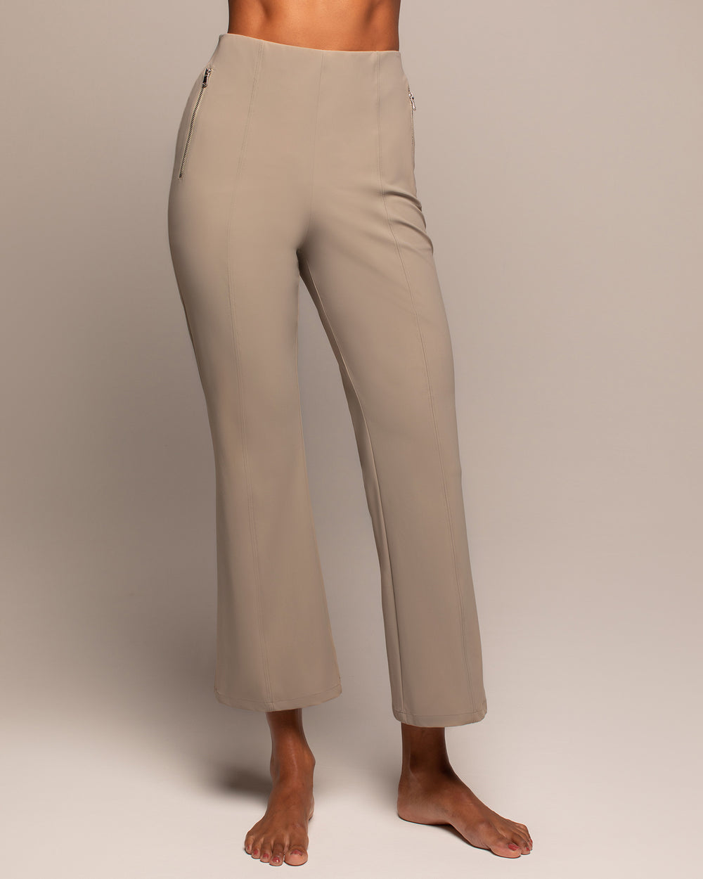 Shift Kick Flare Pant - Dune