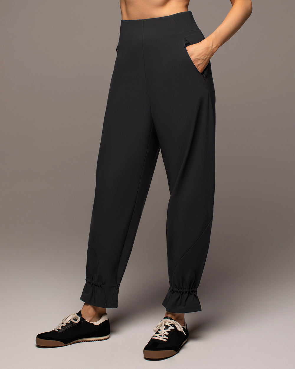 Avant Pant - Black