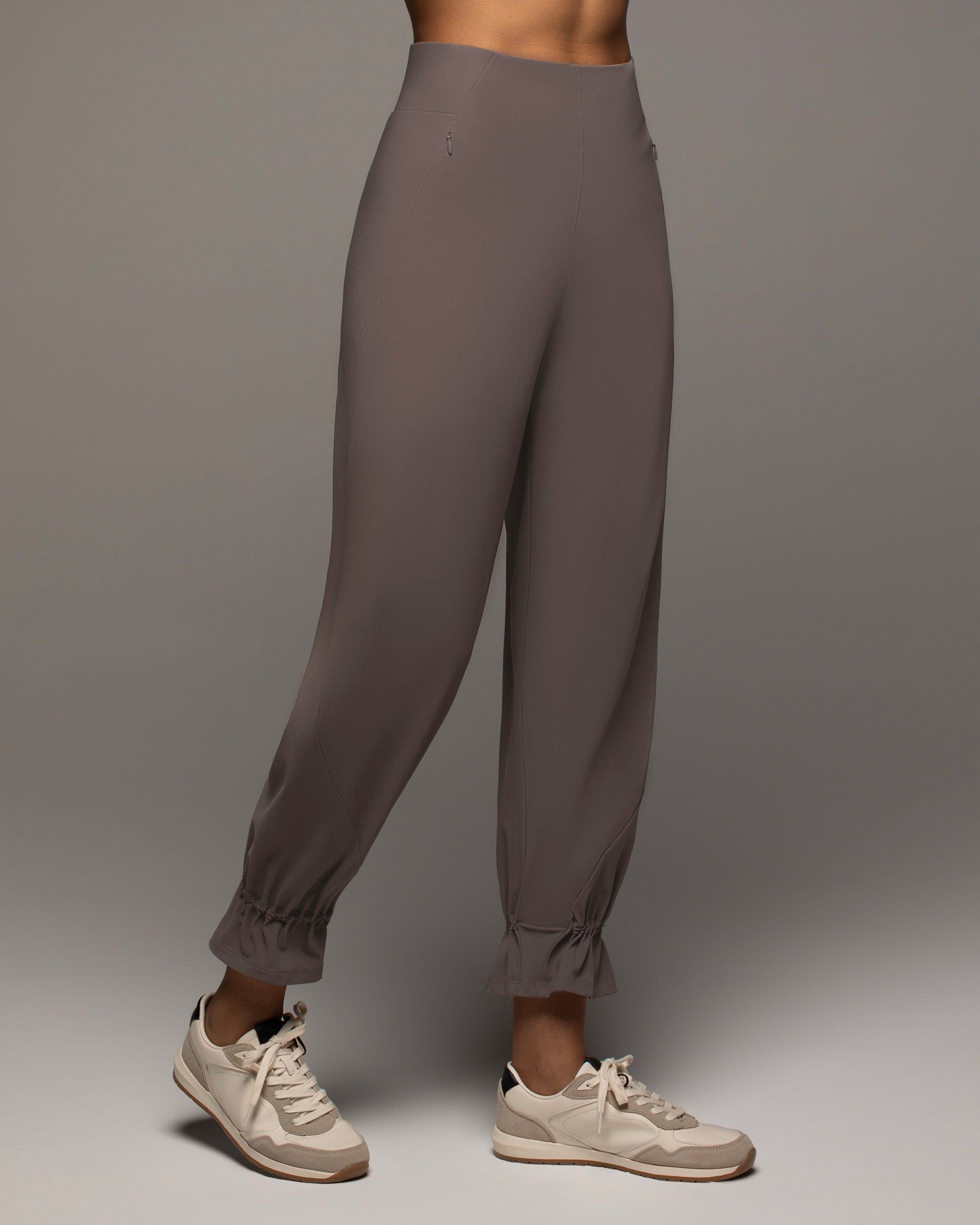 Avant Pant - Deep Taupe