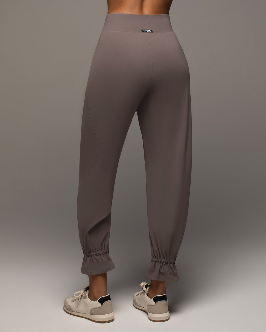 Avant Pant - Deep Taupe