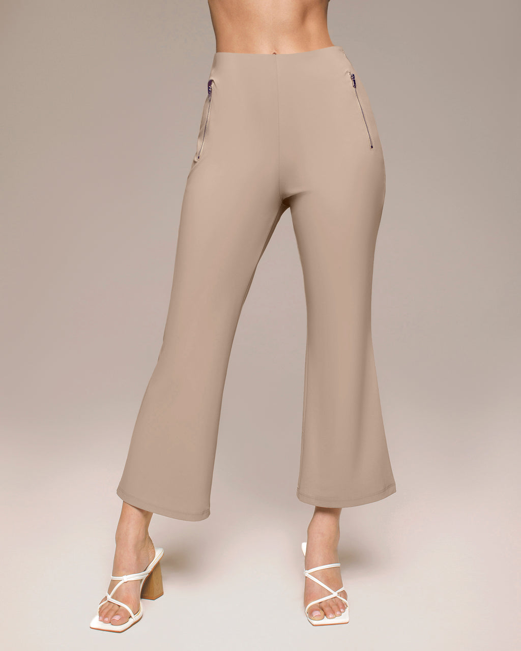 Shift Kick Flare Pant - Dune