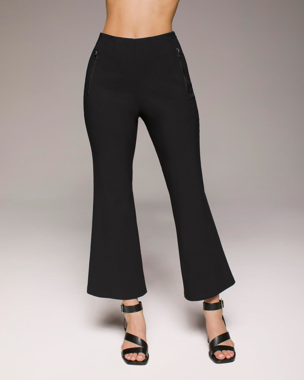 Shift Kick Flare Pant - Black