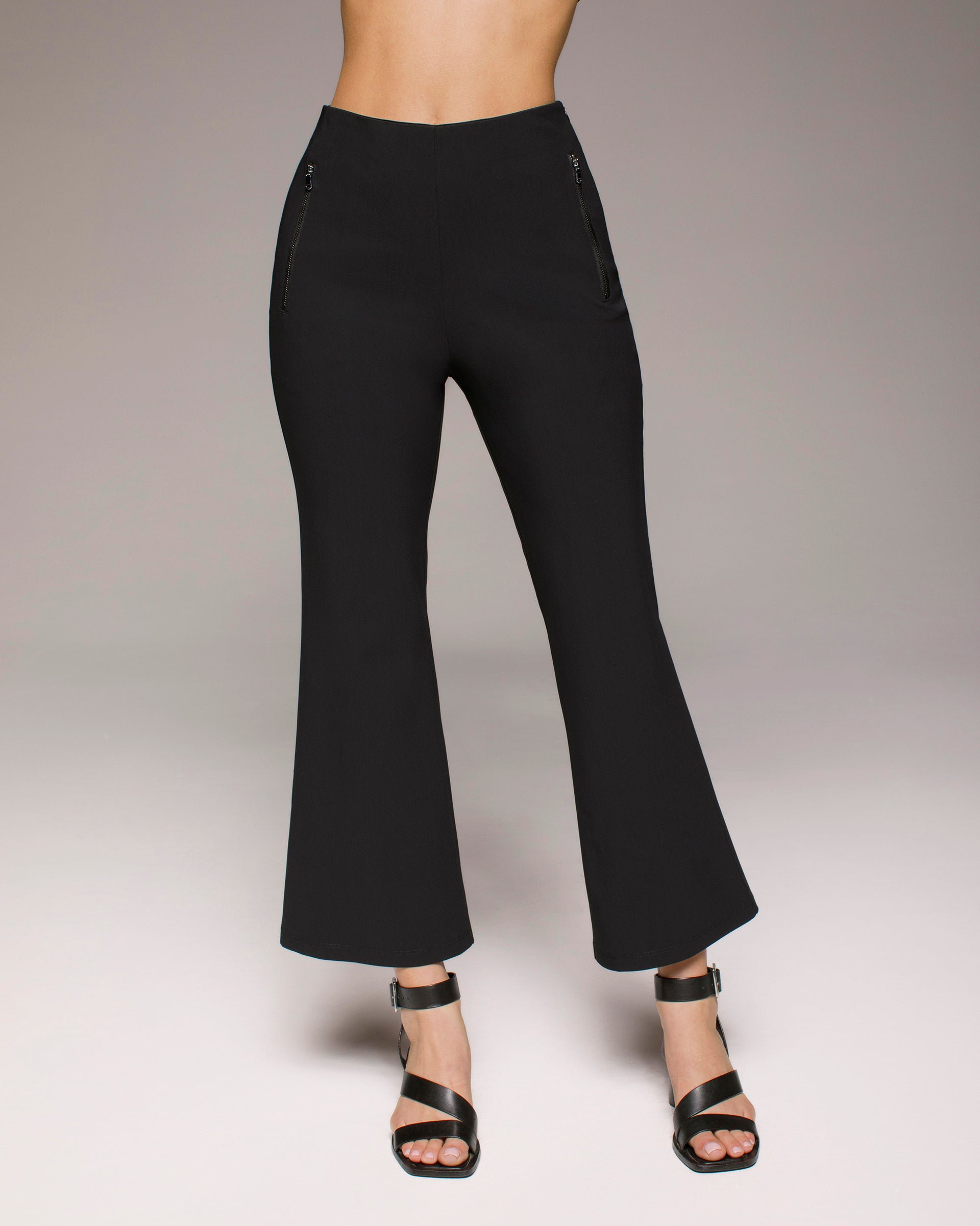 Shift Kick Flare Pant - Black
