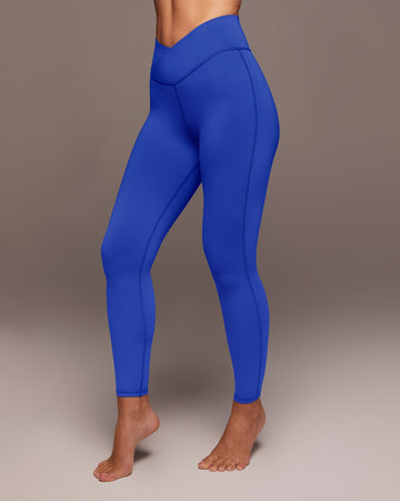 Huggy Women Robin Blue Solid Ankle-Length Leggings (M) - Yavonne